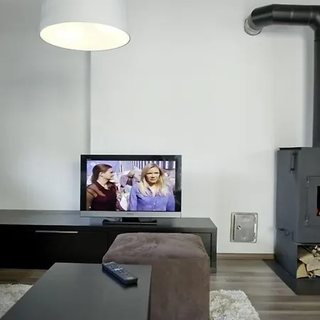 House Neza Apartment *