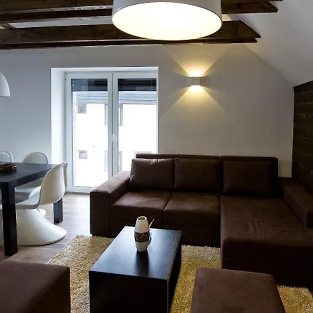 House Neza Lägenhet