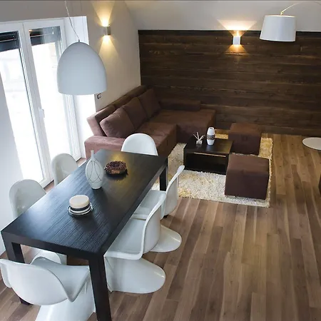 Lägenhet House Neza