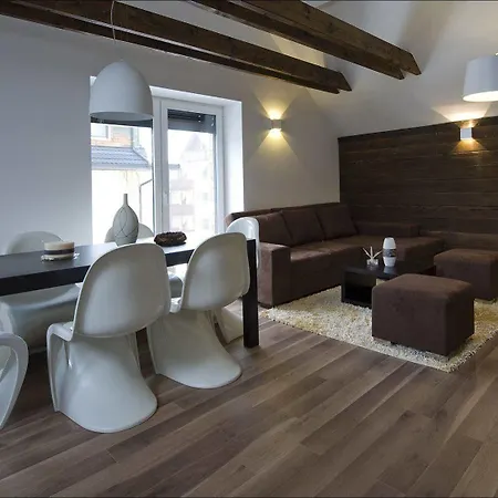 House Neza Apartment