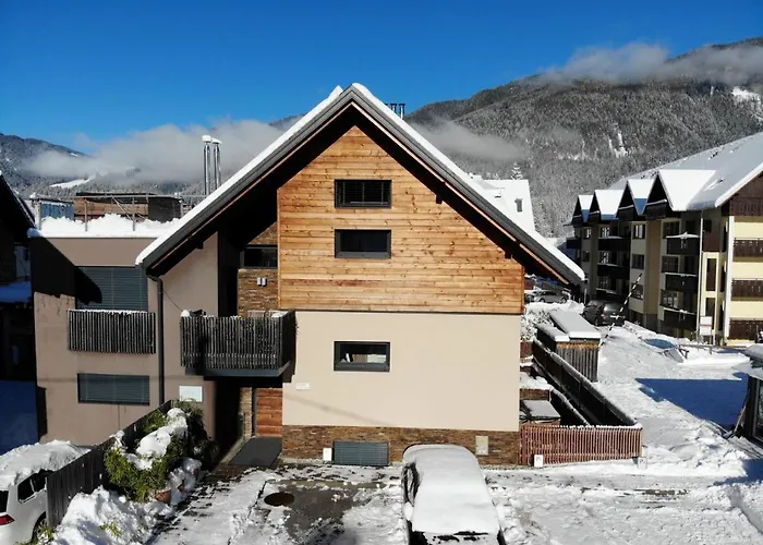 House Neza Apartment