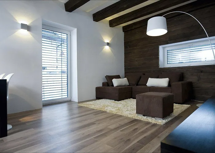 House Neza קרנייסקה גורה