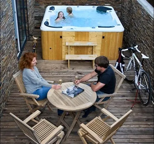 House Neza קרנייסקה גורה