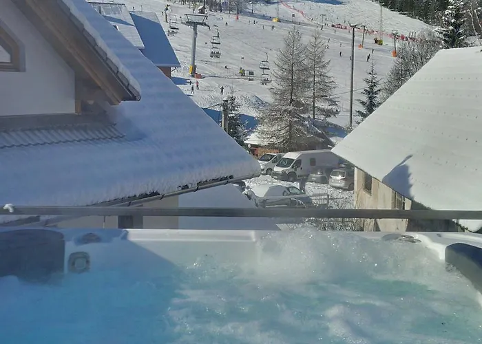 House Neza Apartma *